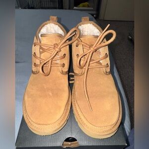 UGG Neumel boots Mens 6